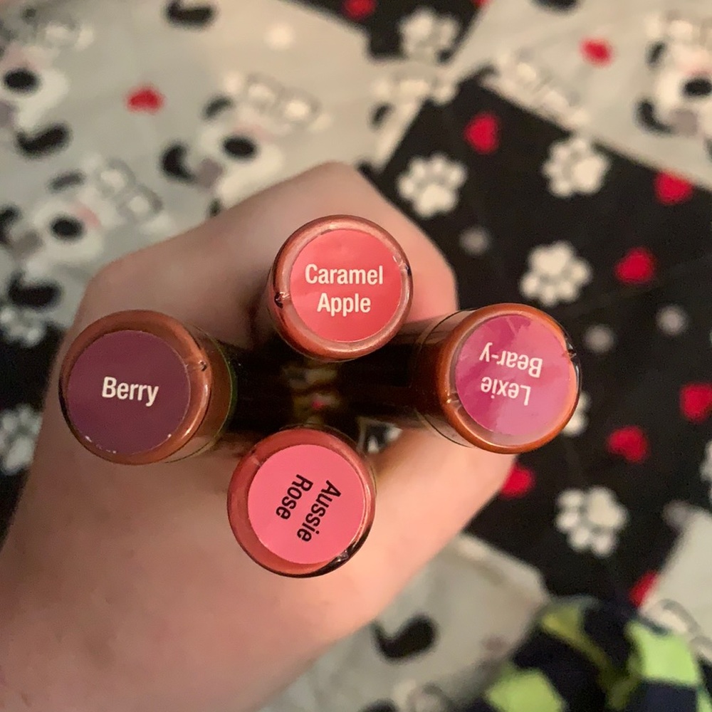LipSense listing for @kimic1